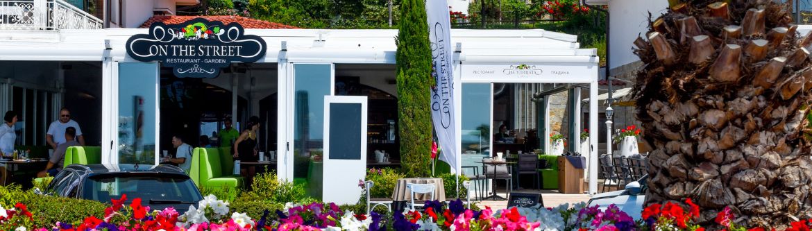Ресторант „На улицата“ в Св. Влас изкушава гостите на Summer Fashion Weekend с домашно приготвени ястия